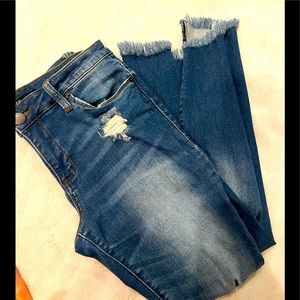 STS Blue
Emma Mid Rise Raw-Hem Ankle Skinny Jeans